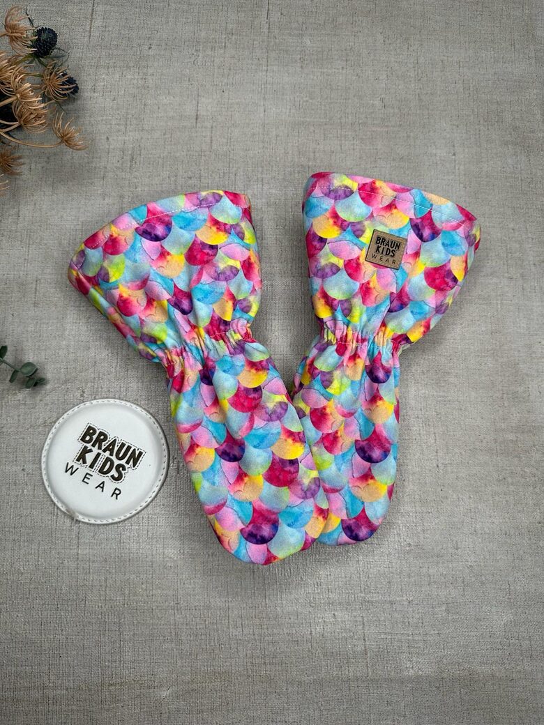 Winter Waterproof Softshell Mittens with Fleece Lining – Pink Mermaid Scales Print